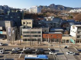 서울시, 돈의문박물관마을 건축물에 1천㎡ 수직정원… 10일 개방 기사 이미지